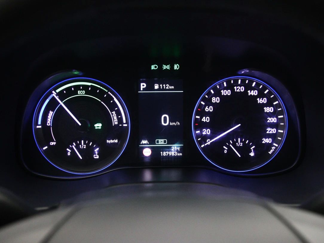 Hyundai Kona | 18