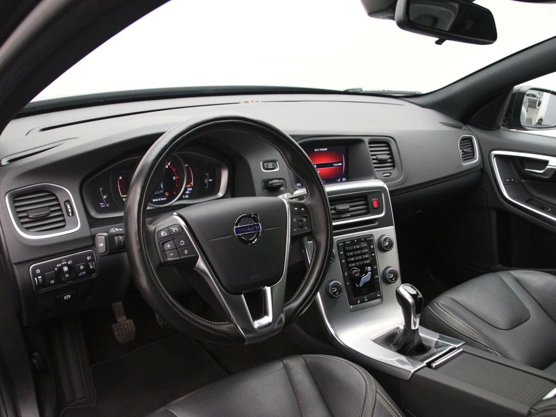 Volvo V60 | 15