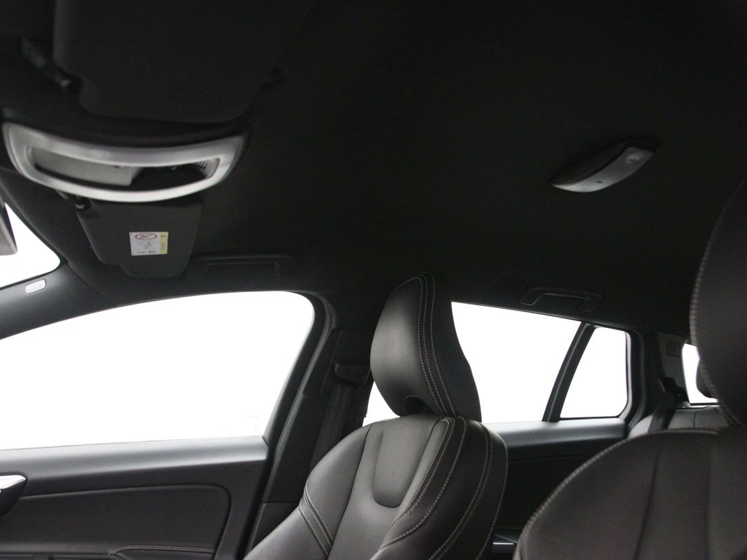 Volvo V60 | 33