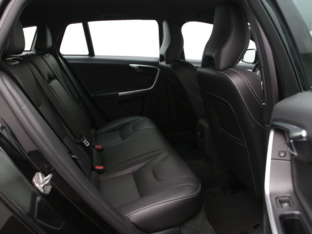 Volvo V60 | 14