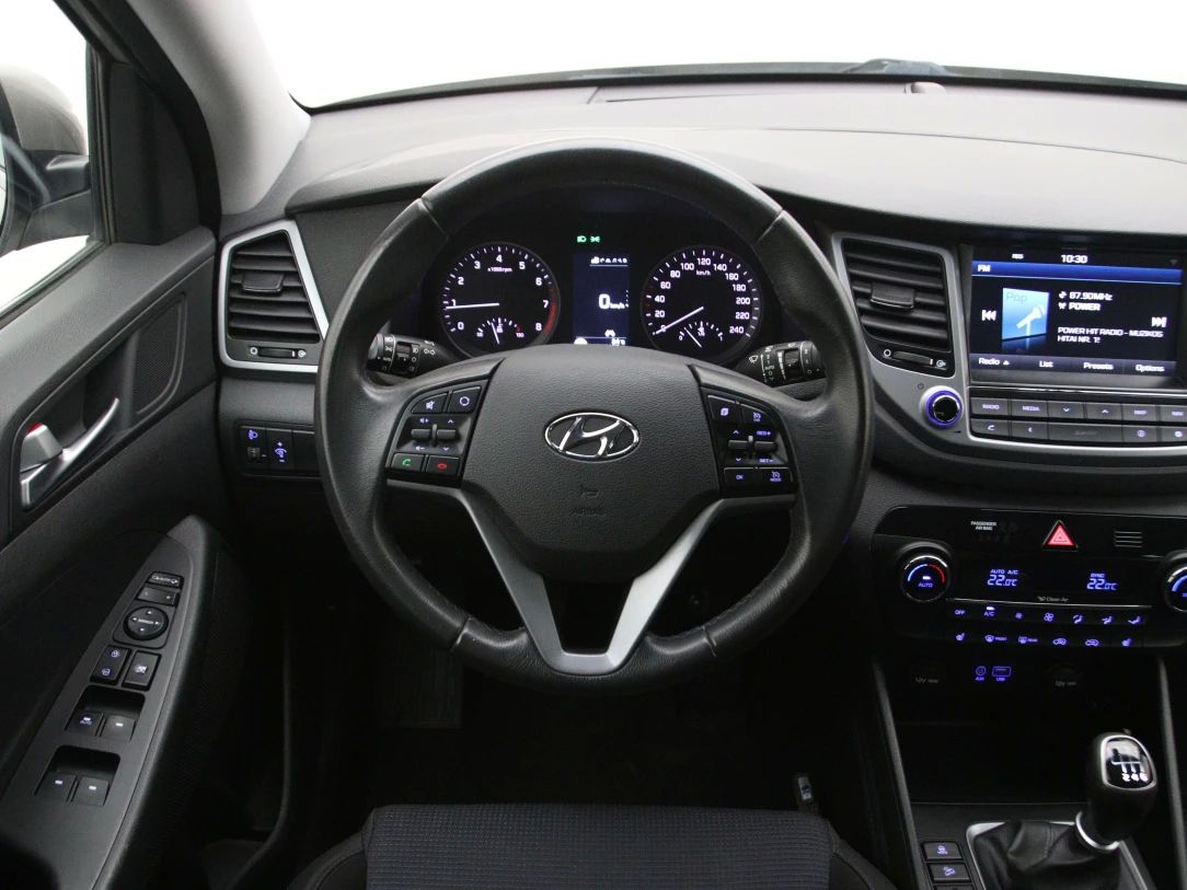 Hyundai Tucson | 16