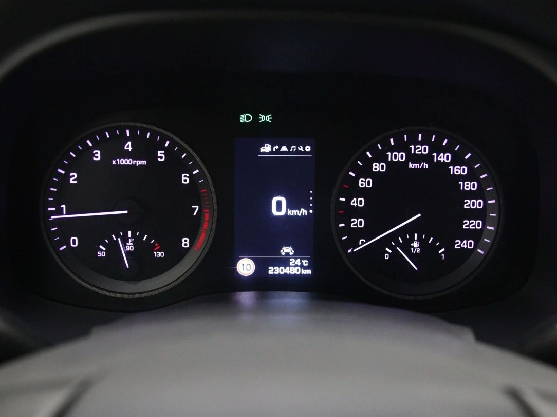 Hyundai Tucson | 18