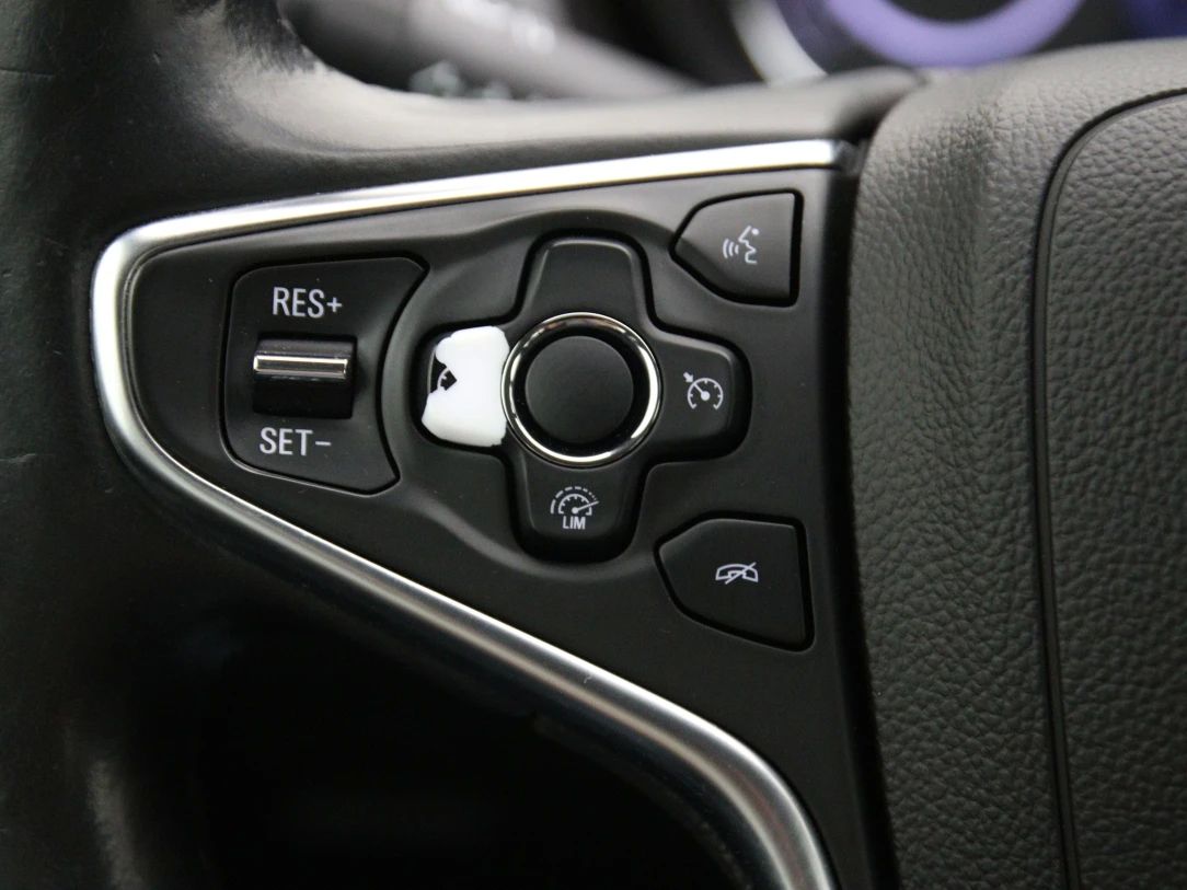 Opel Insignia | 32