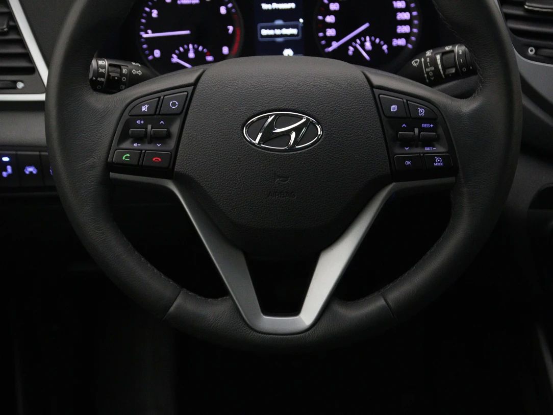 Hyundai Tucson | 17