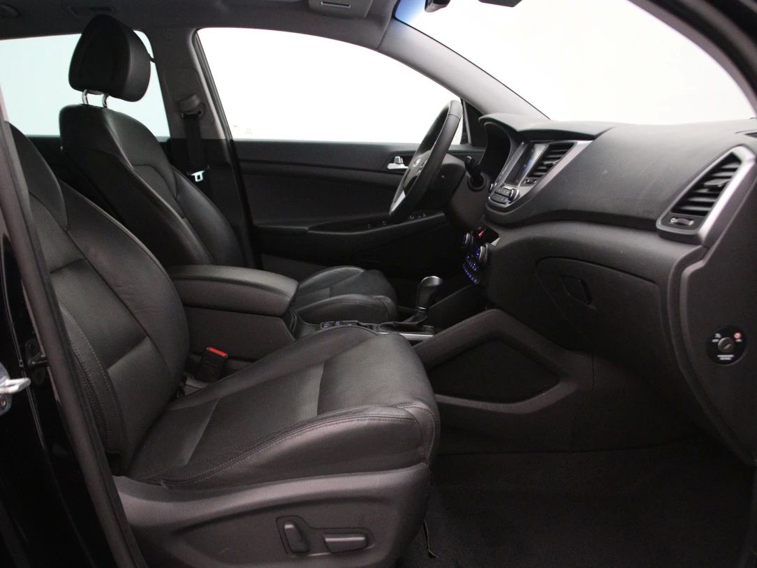Hyundai Tucson | 13