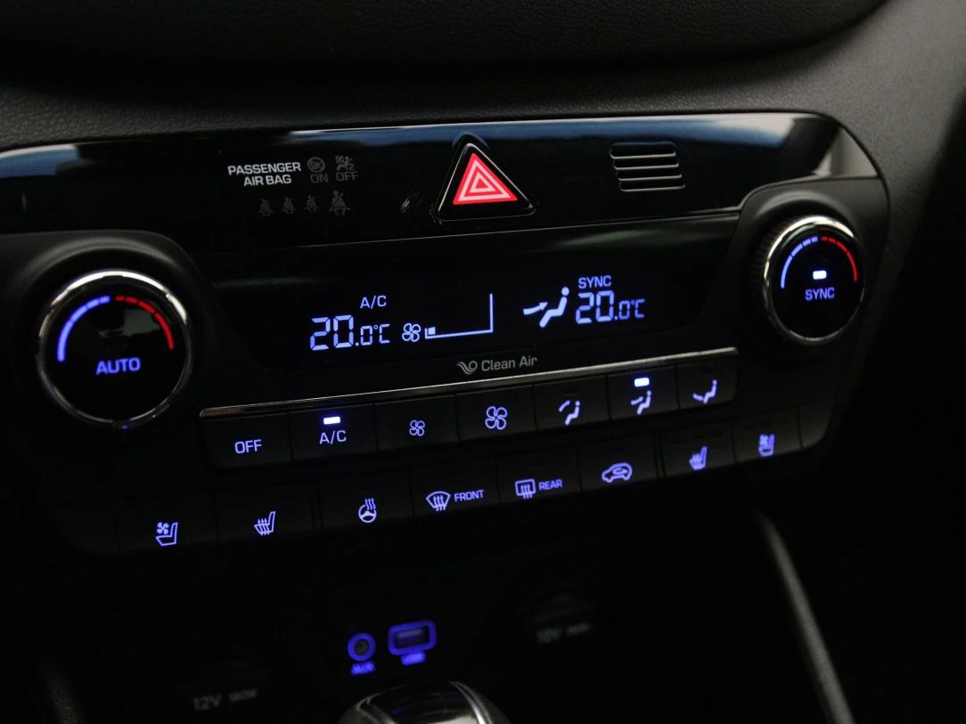 Hyundai Tucson | 19