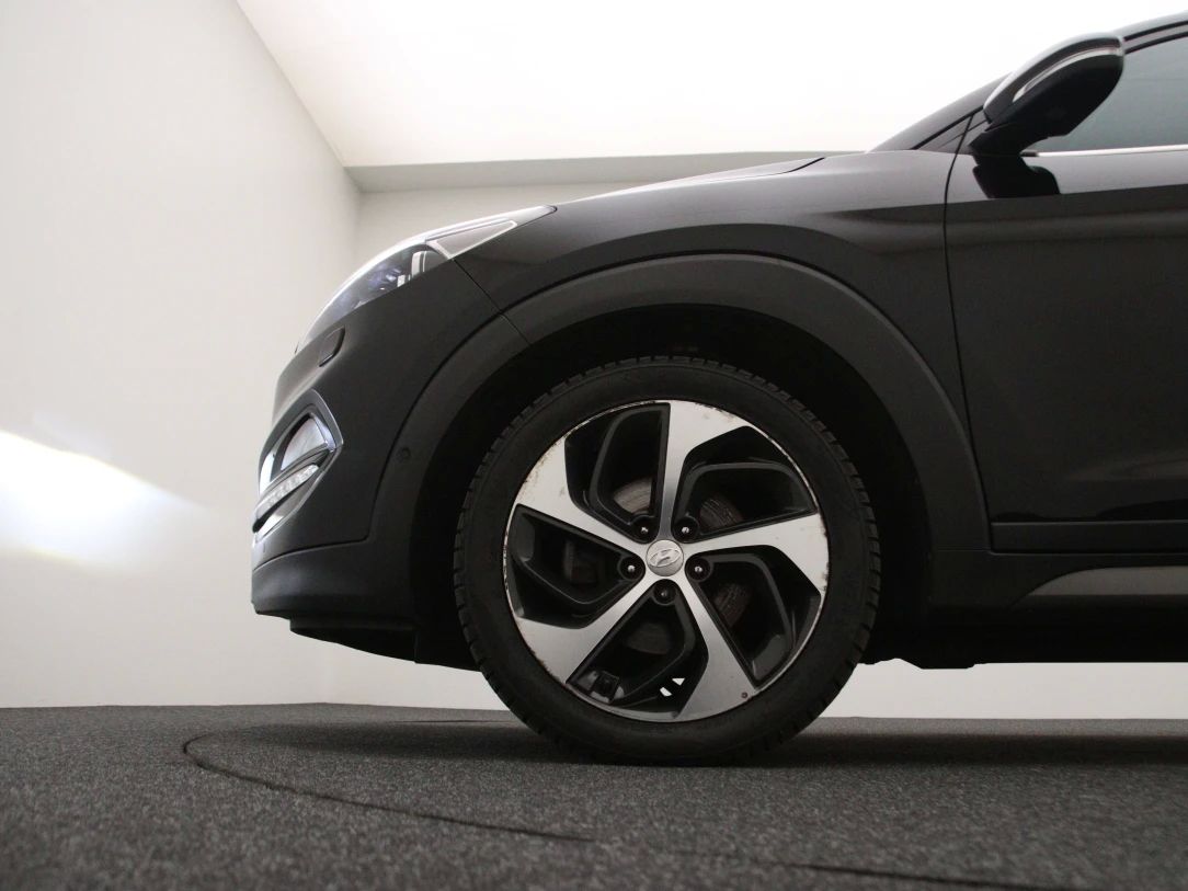 Hyundai Tucson | 26