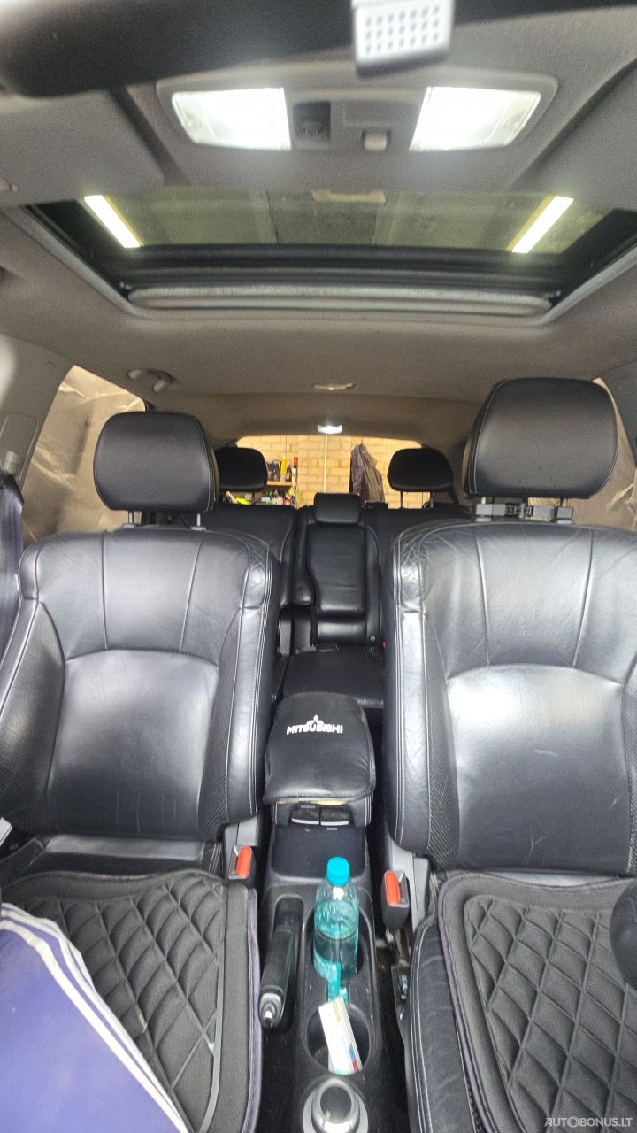 Mitsubishi Outlander | 4