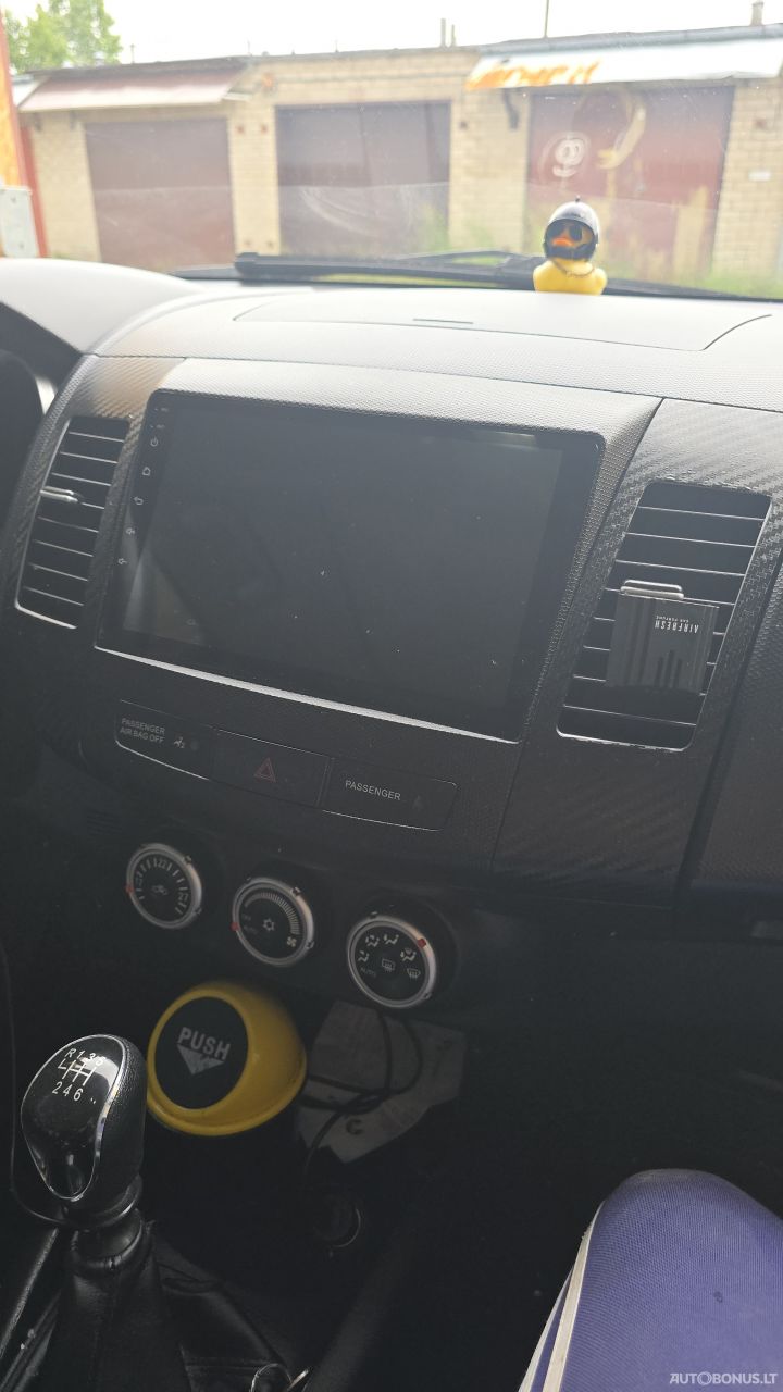 Mitsubishi Outlander | 6