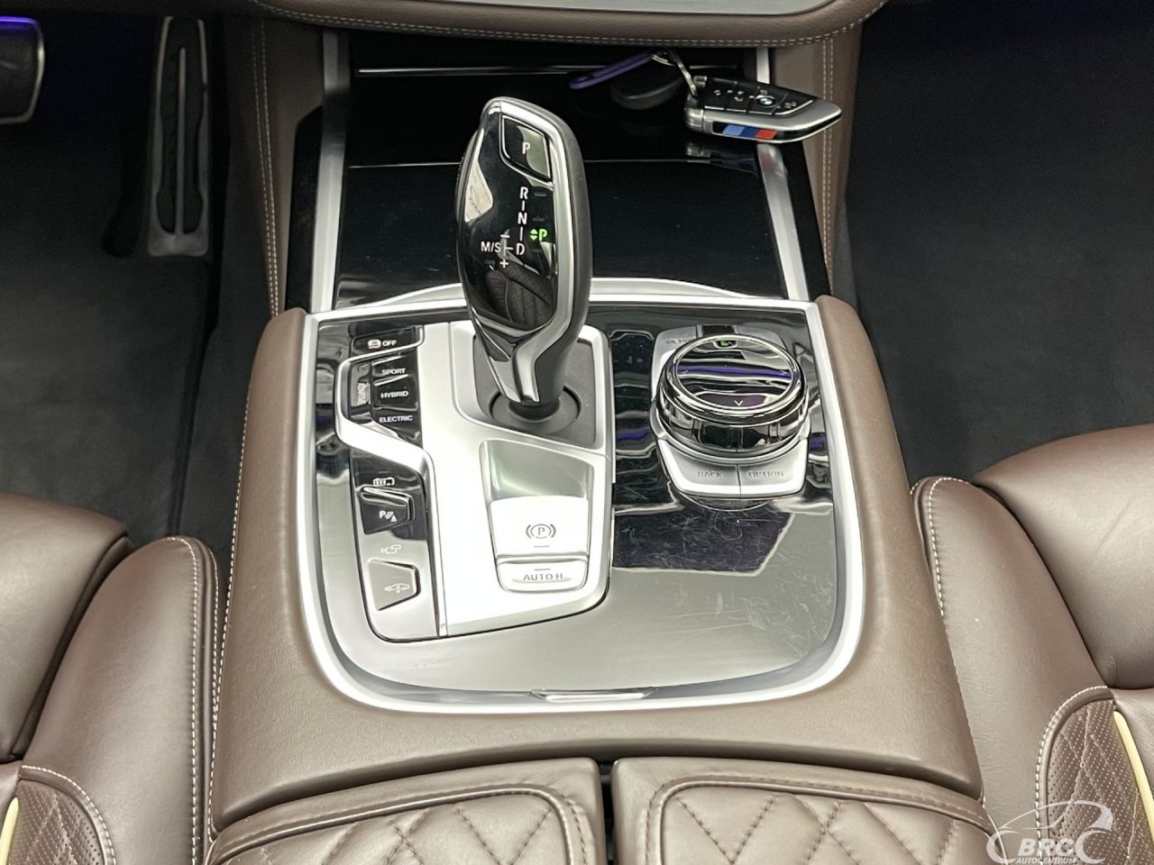 BMW 745 | 23