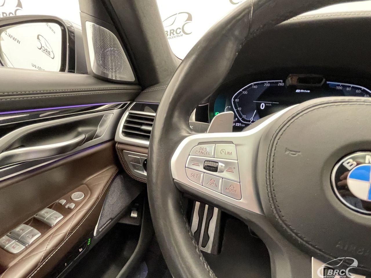 BMW 745 | 37