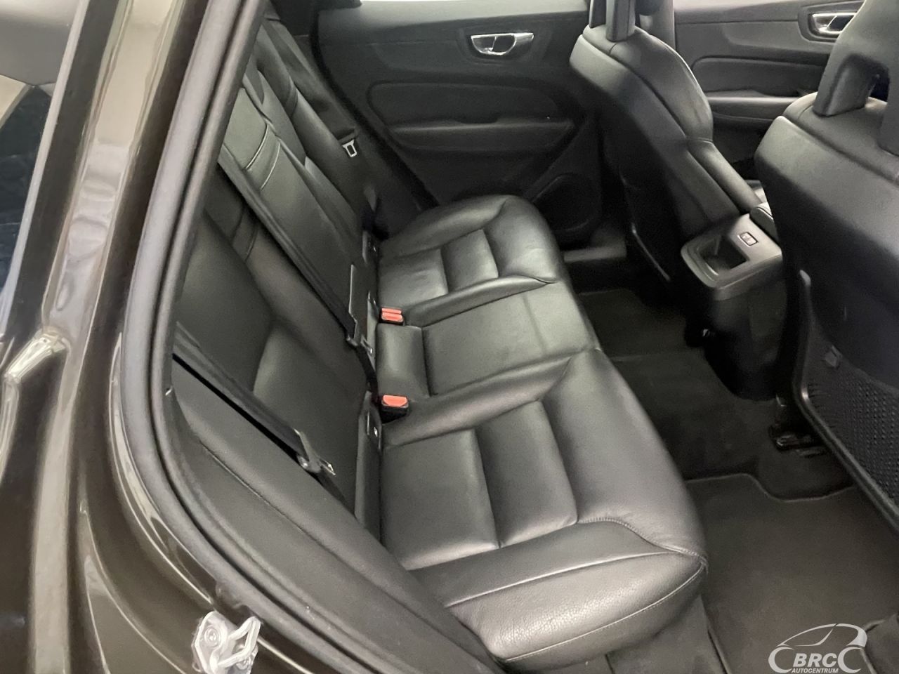 Volvo XC60 | 10