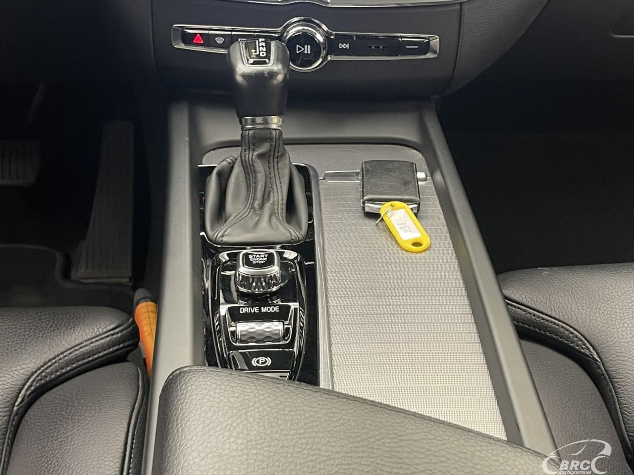 Volvo XC60 | 17