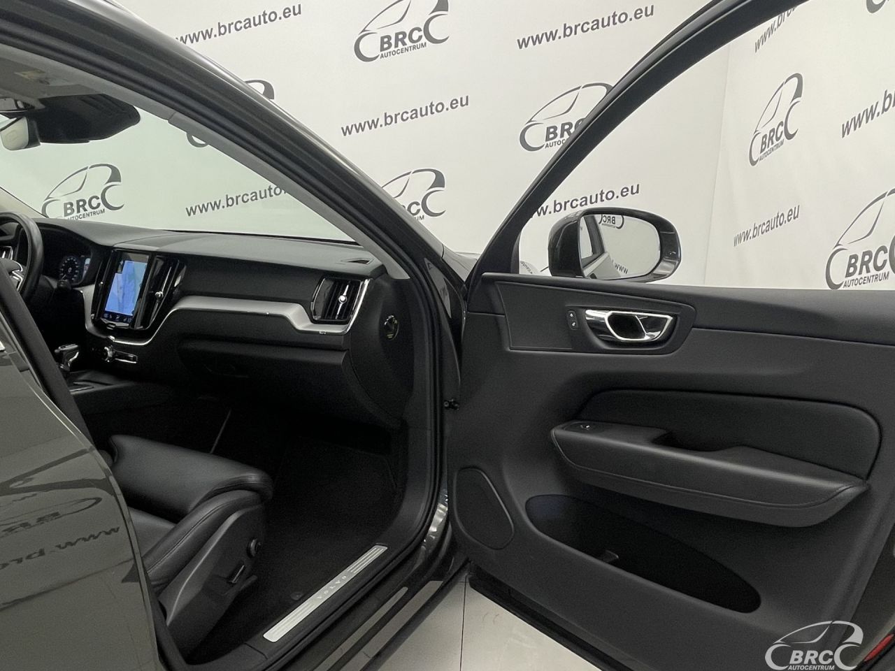 Volvo XC60 | 8