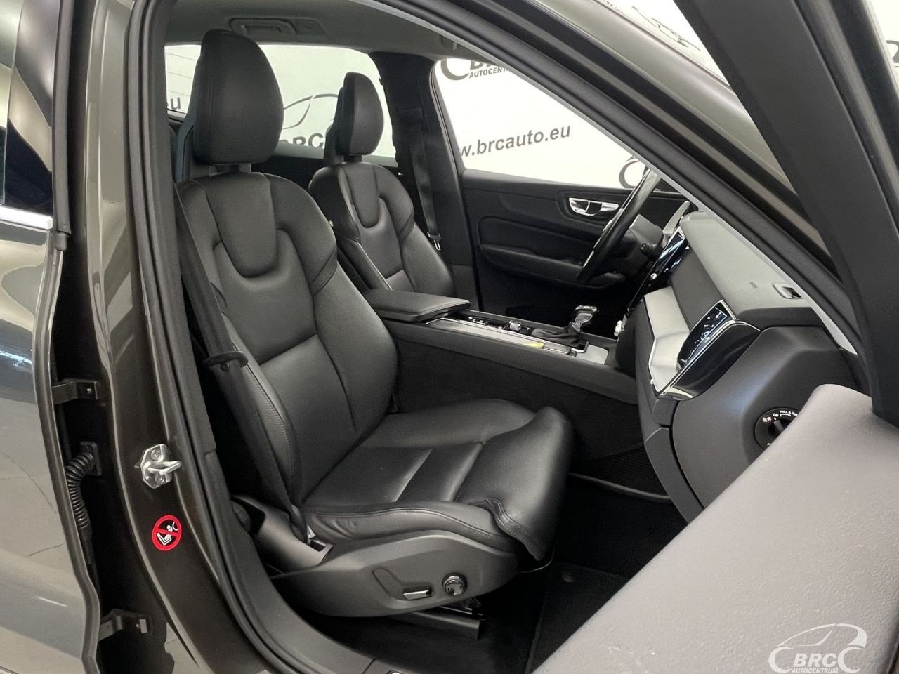 Volvo XC60 | 6