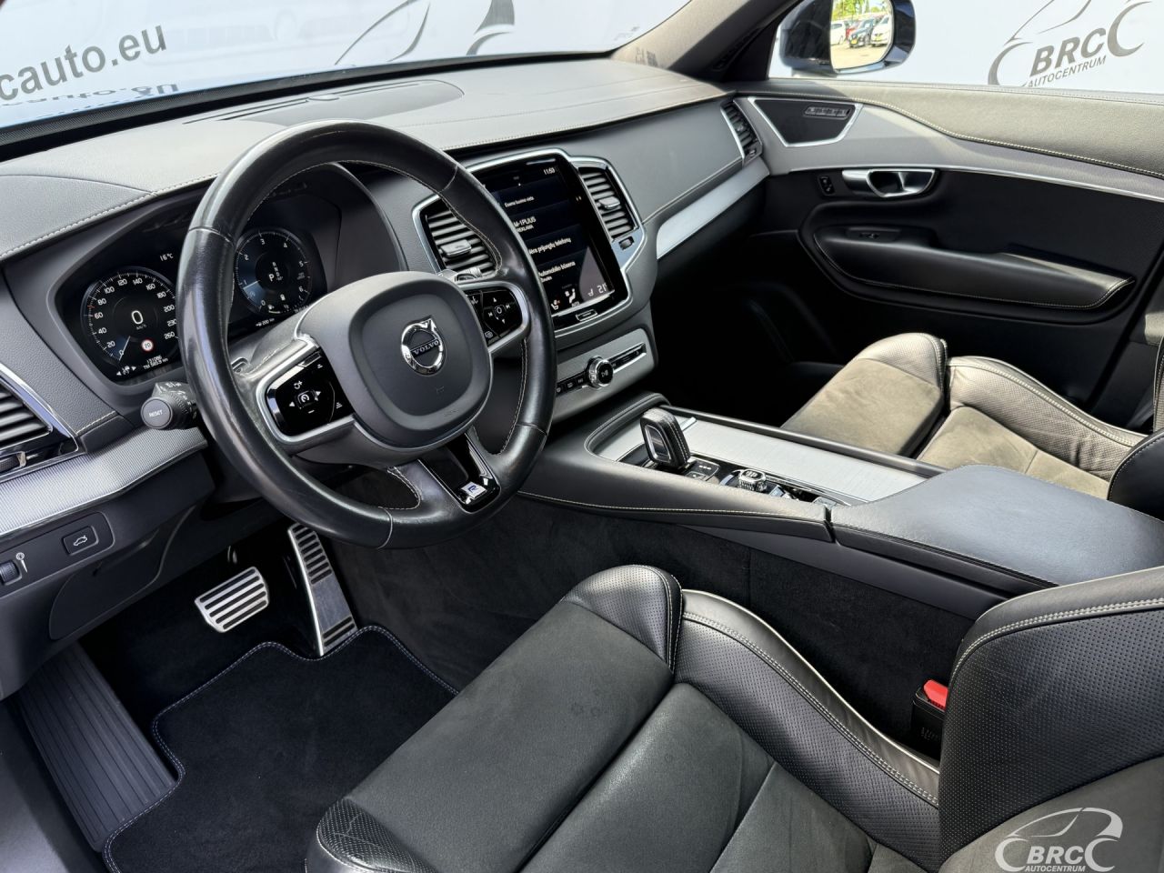 Volvo XC90 | 26
