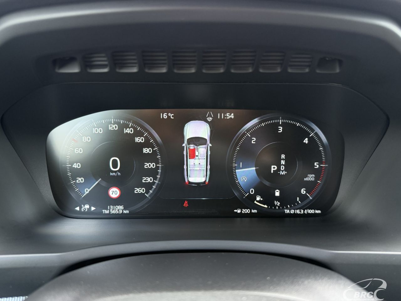 Volvo XC90 | 29