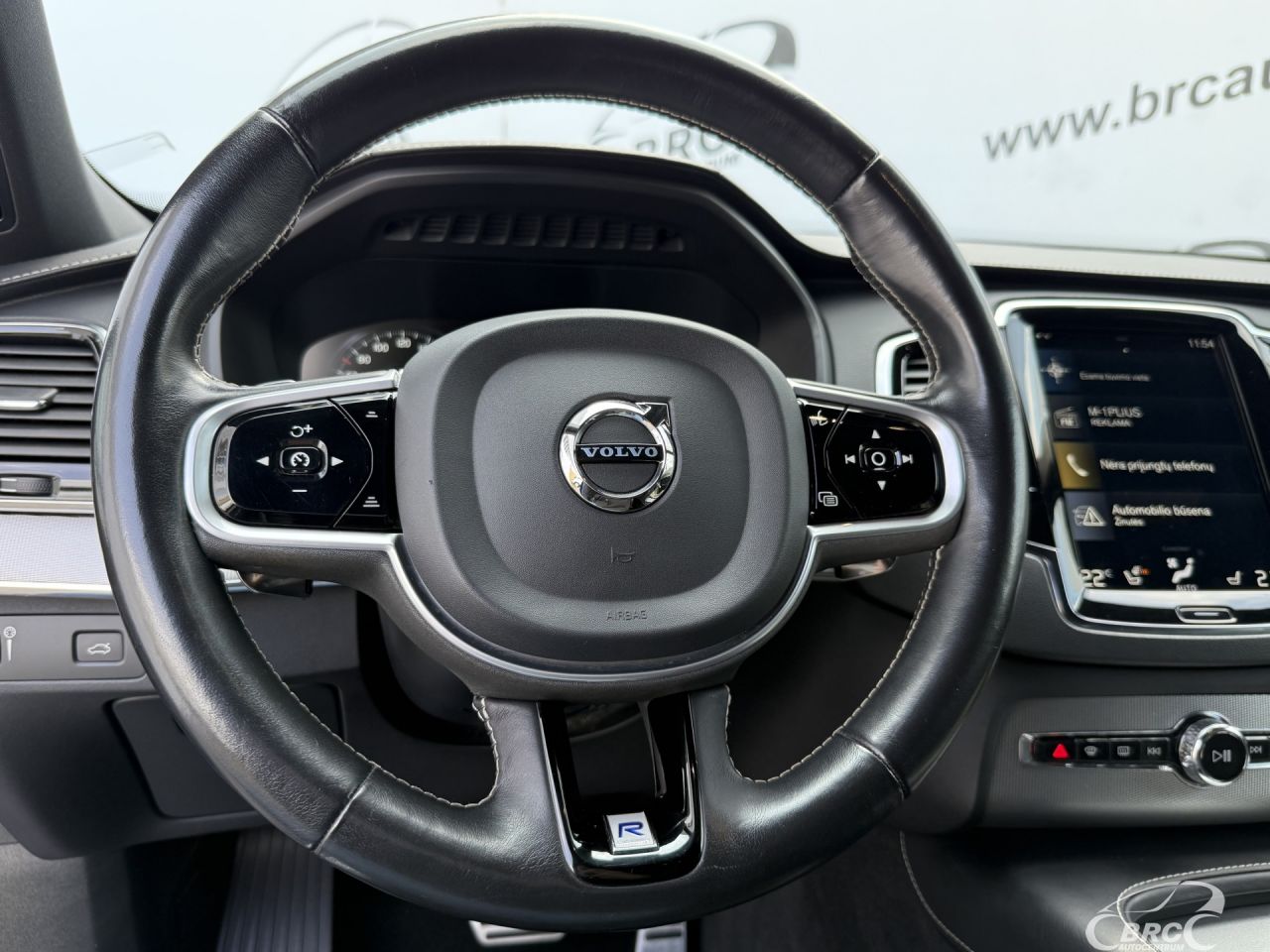Volvo XC90 | 28