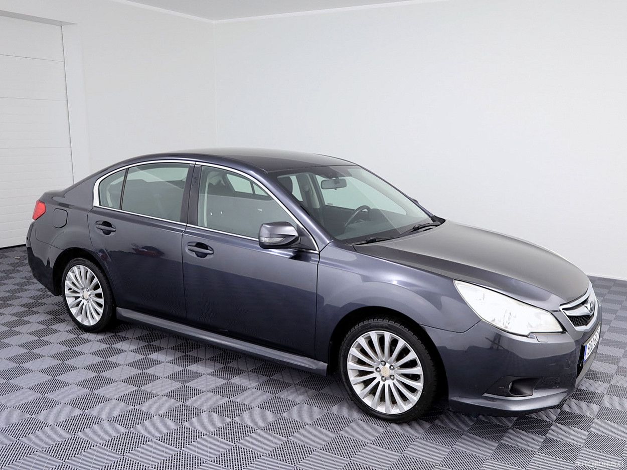 Subaru Legacy, 2.0 l., sedanas