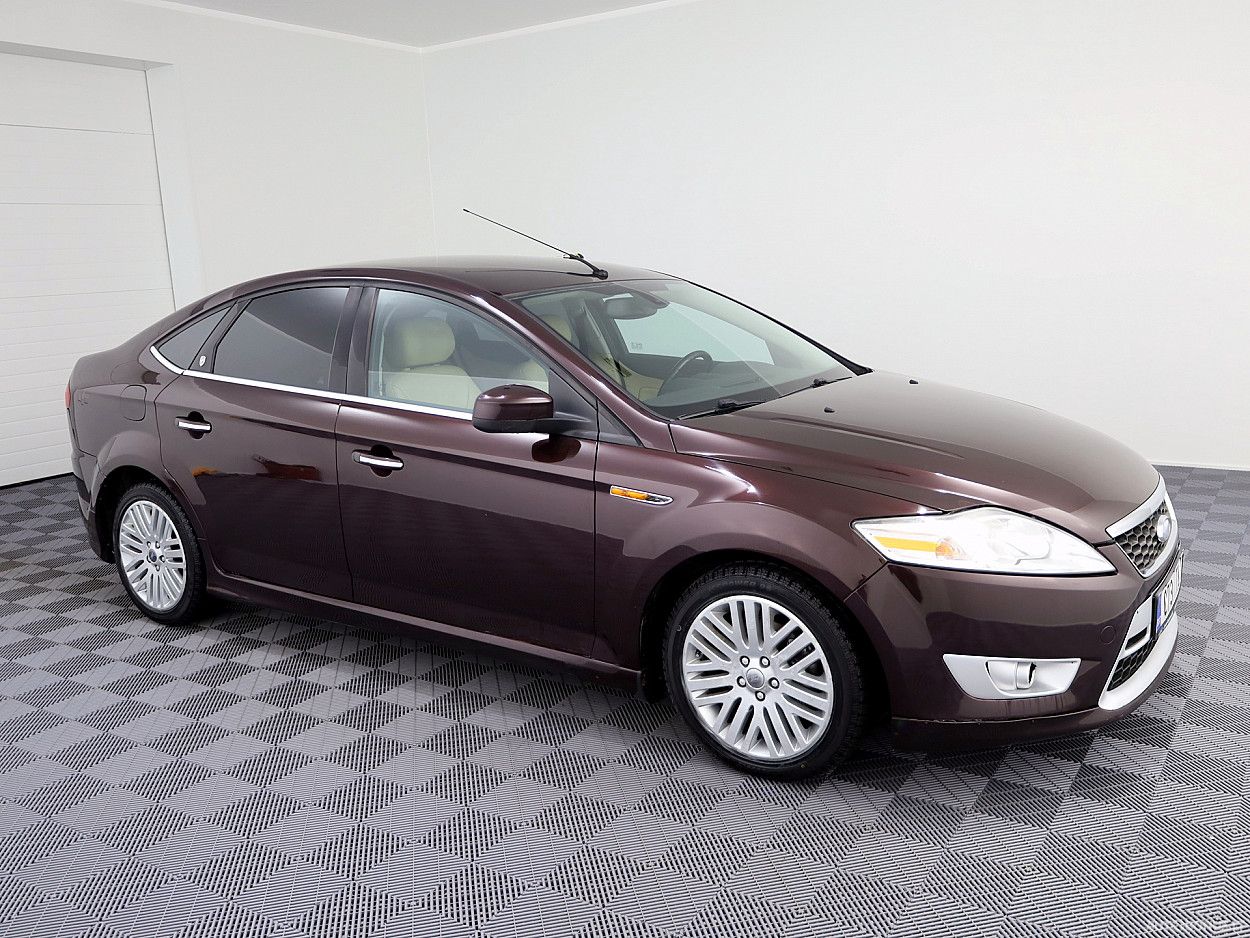 Ford Mondeo, 2.2 l., hatchback