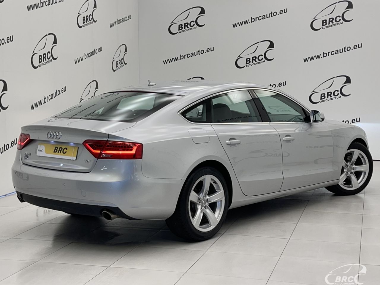 Audi A5 | 1