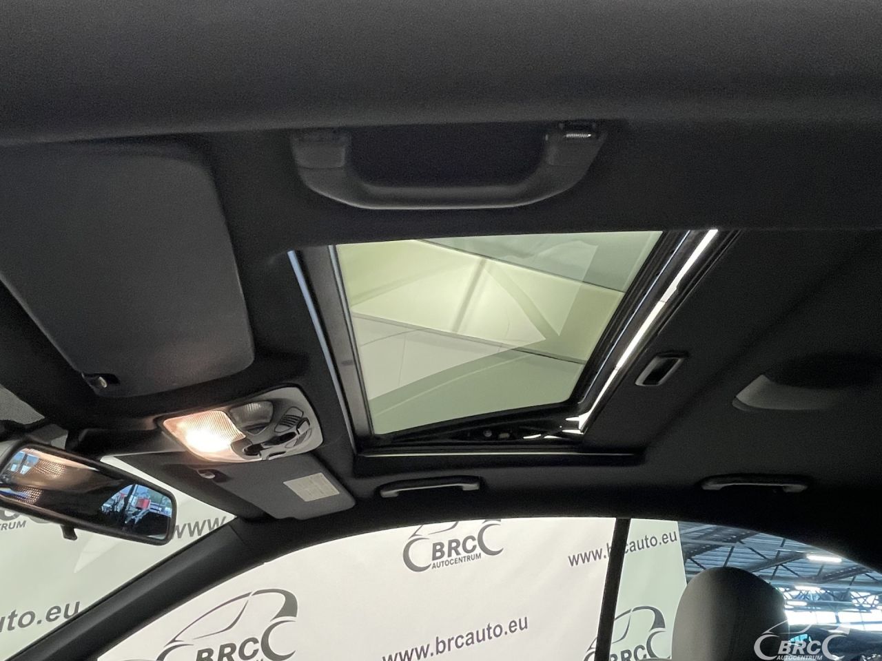 Mercedes-Benz CLK200 | 39