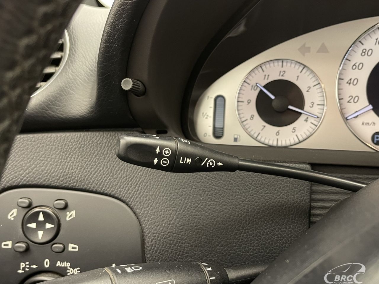 Mercedes-Benz CLK200 | 84