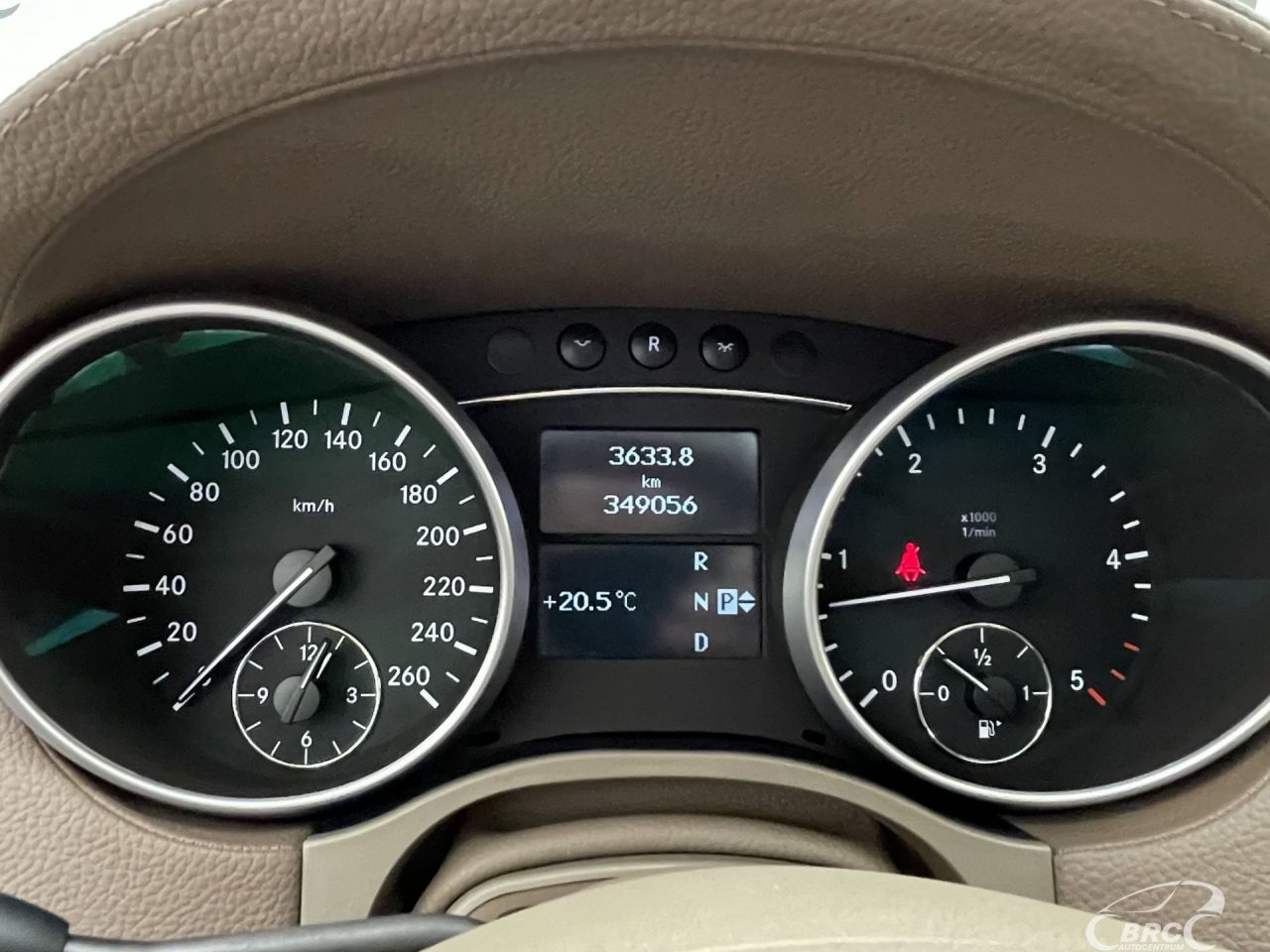 Mercedes-Benz ML320 | 55