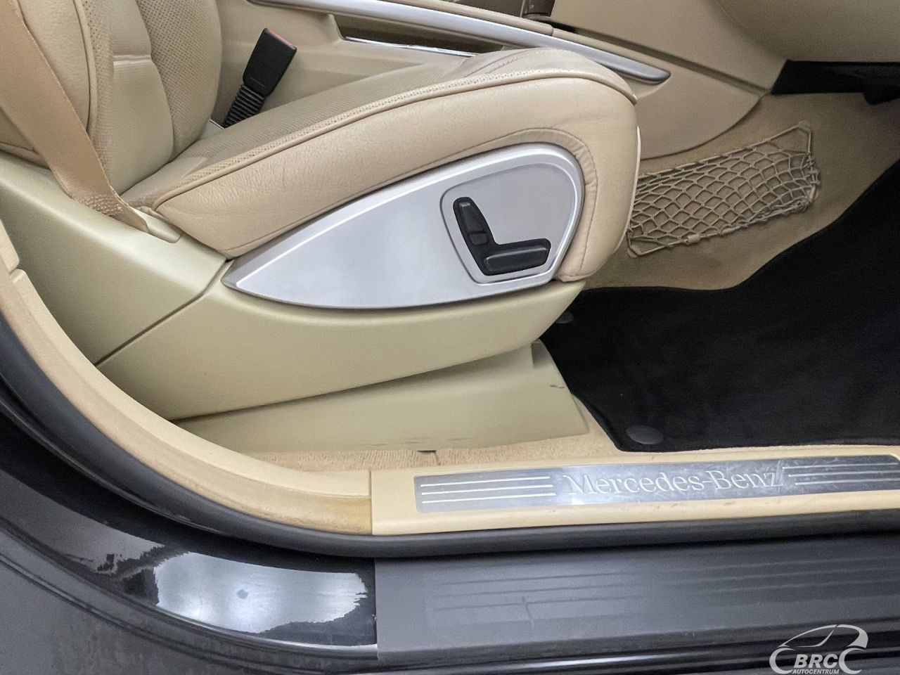 Mercedes-Benz ML320 | 9