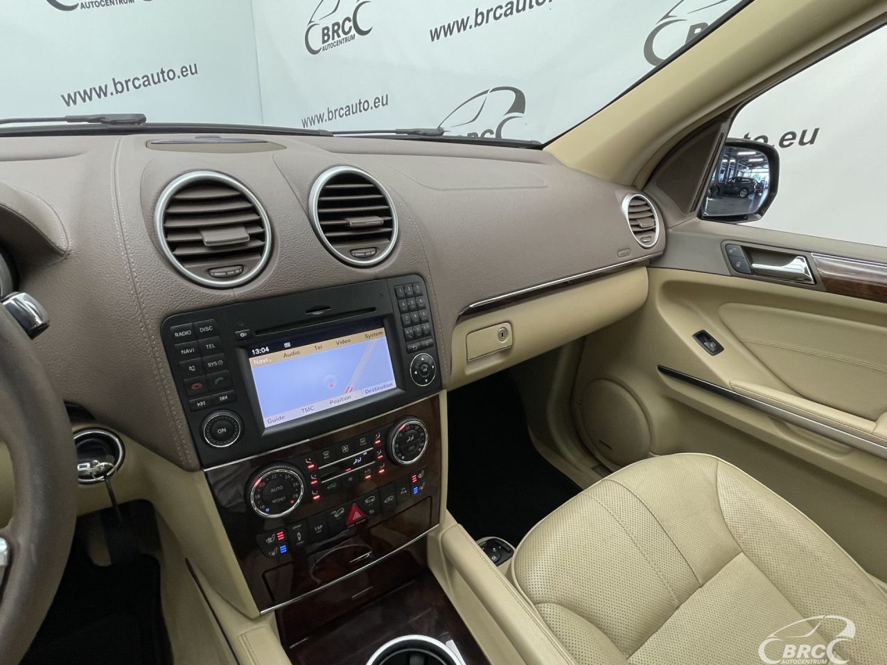 Mercedes-Benz ML320 | 46