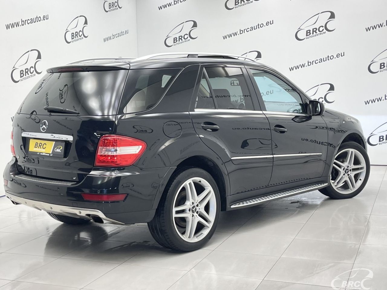 Mercedes-Benz ML320 | 1