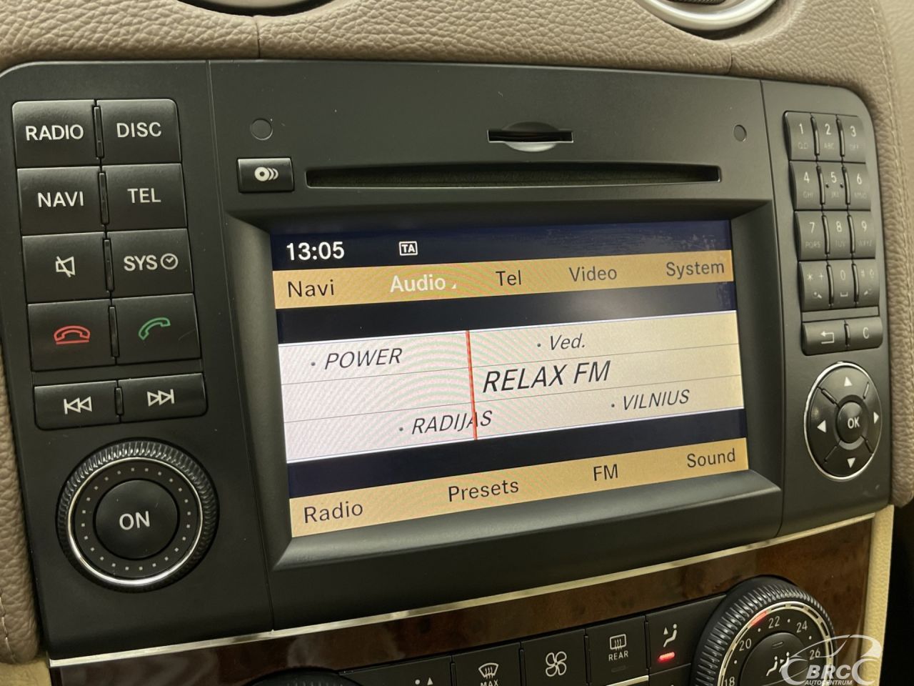 Mercedes-Benz ML320 | 61