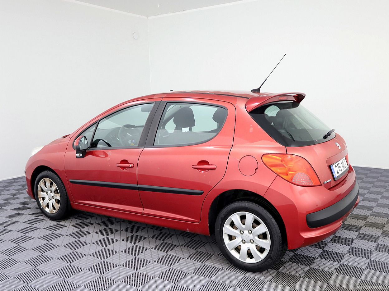 Peugeot 207 | 3