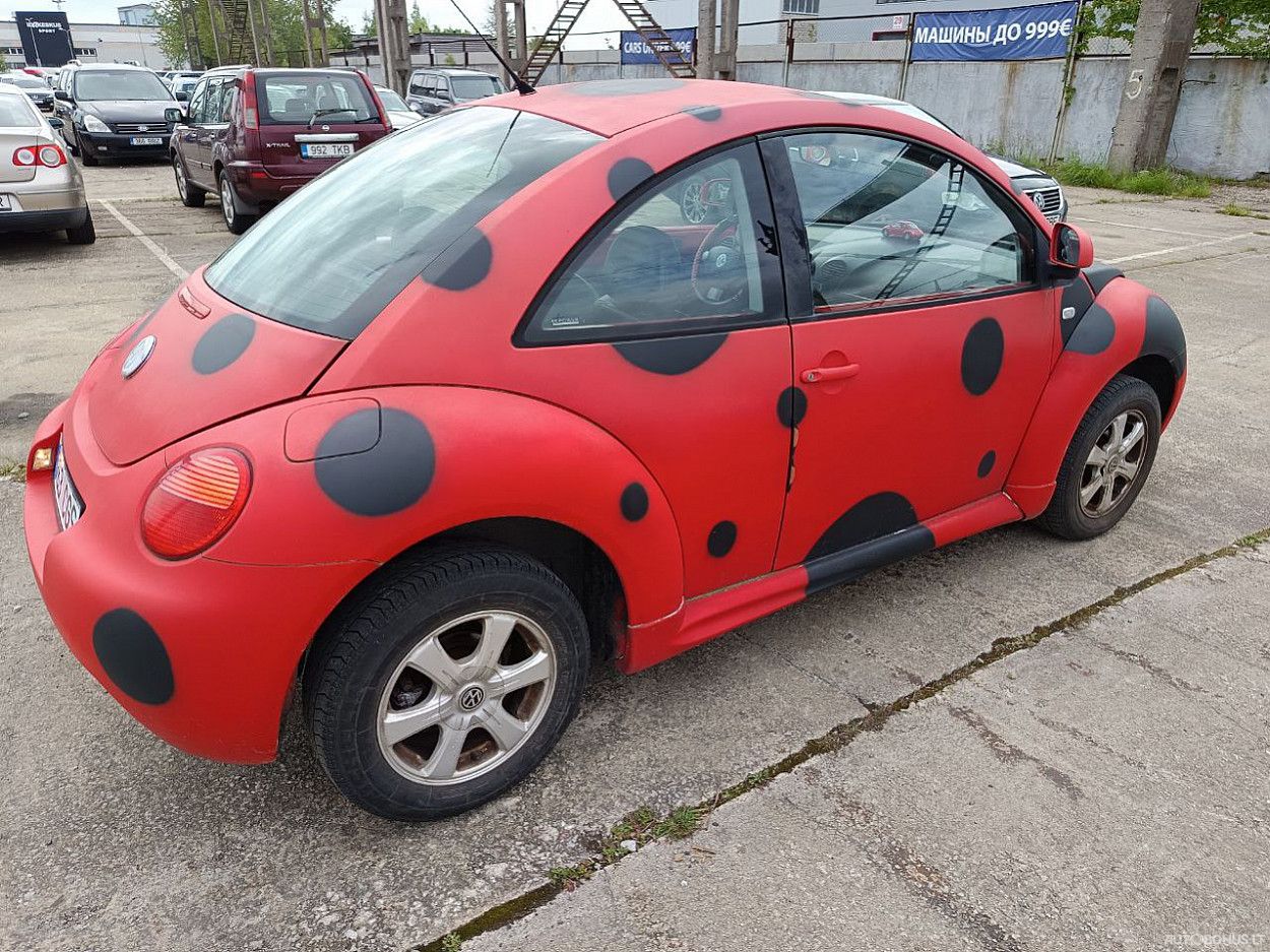 Volkswagen New Beetle | 2