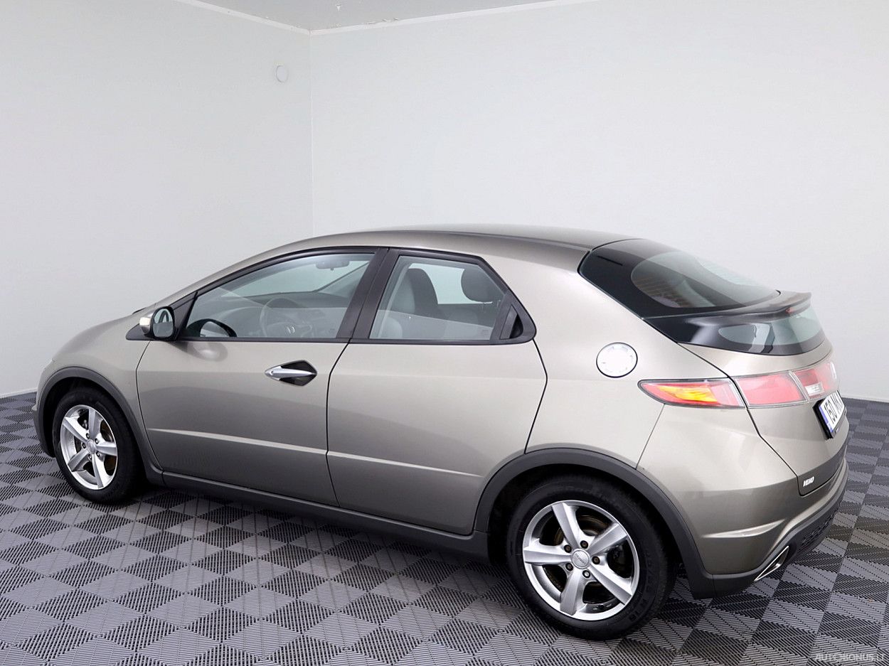 Honda Civic | 3