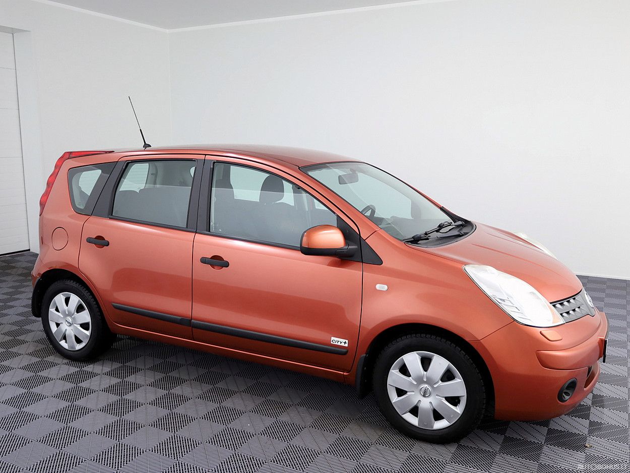 Nissan Note, 1.4 l., hatchback