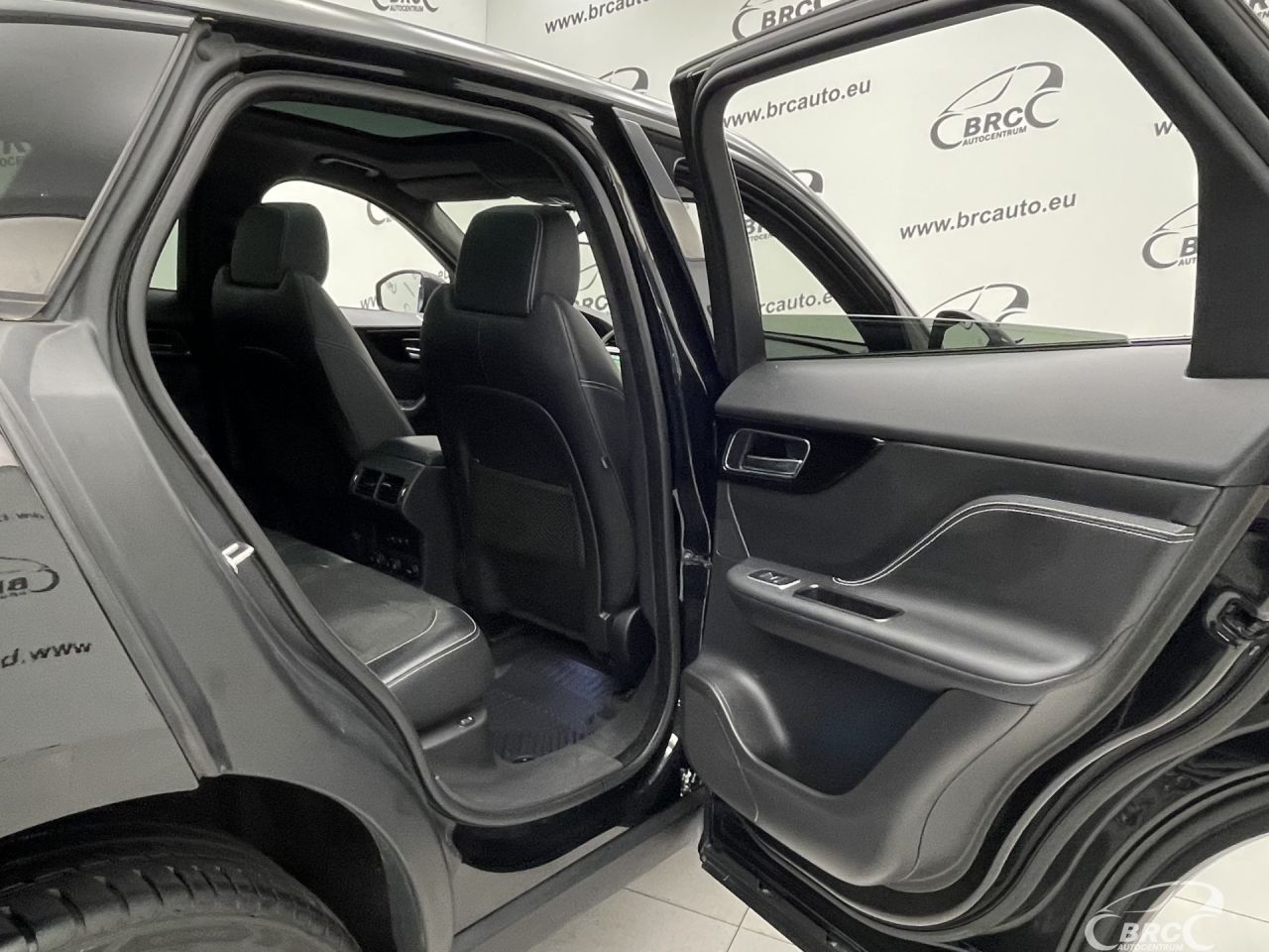 Jaguar F-Pace | 14