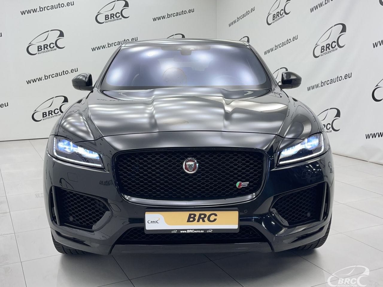 Jaguar F-Pace | 57