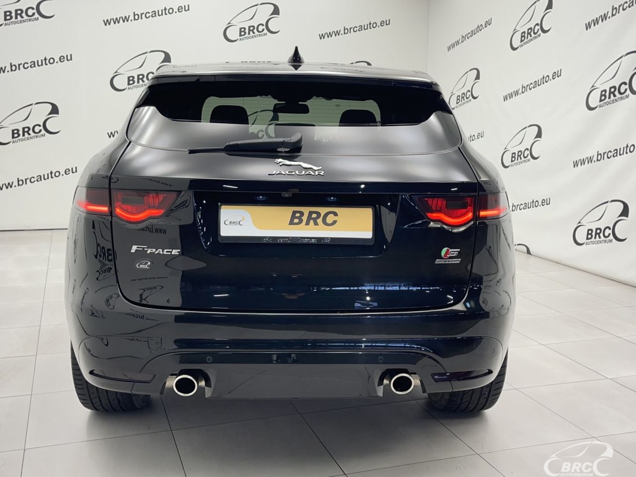 Jaguar F-Pace | 58