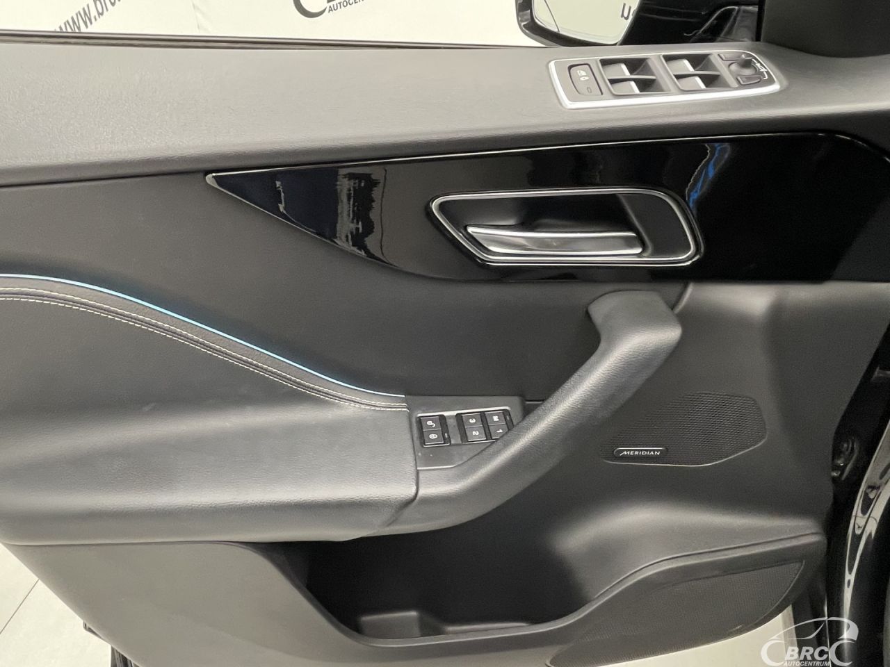 Jaguar F-Pace | 23