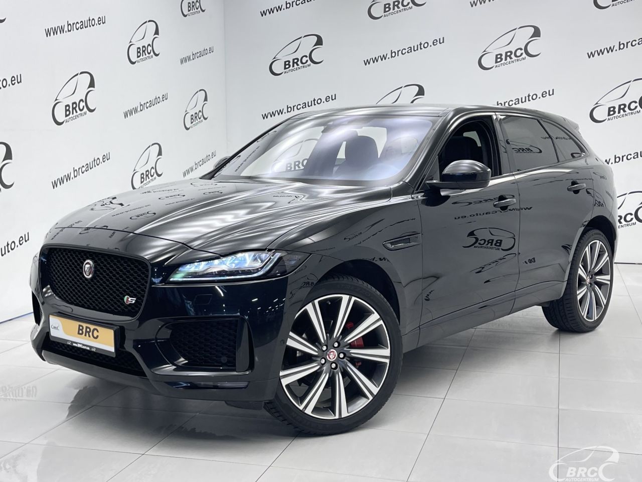 Jaguar F-Pace, 3.0 l., cross-country