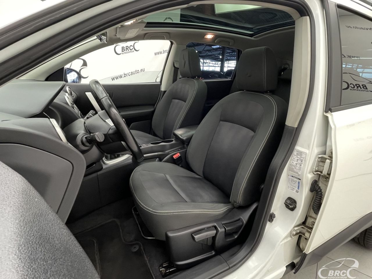 Nissan Qashqai+2 | 23