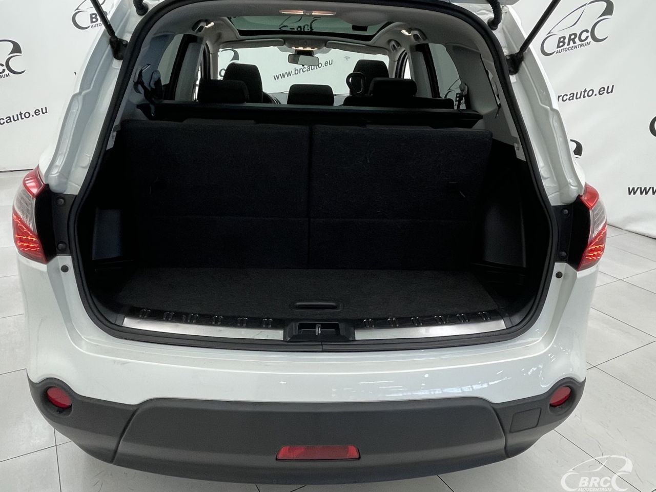 Nissan Qashqai+2 | 47