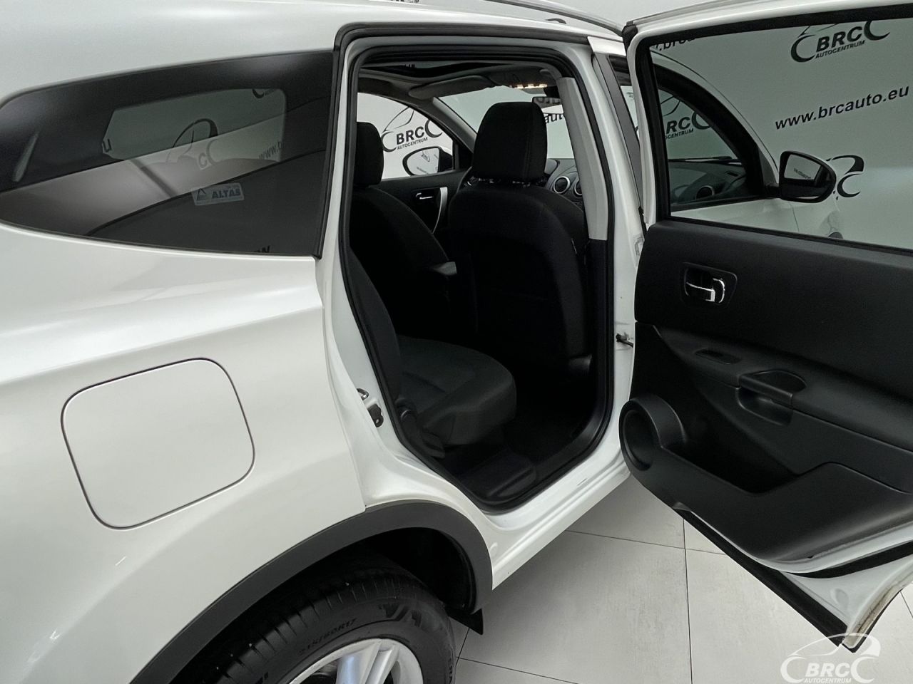 Nissan Qashqai+2 | 12