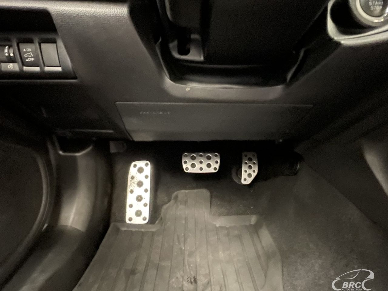 Subaru Outback | 32
