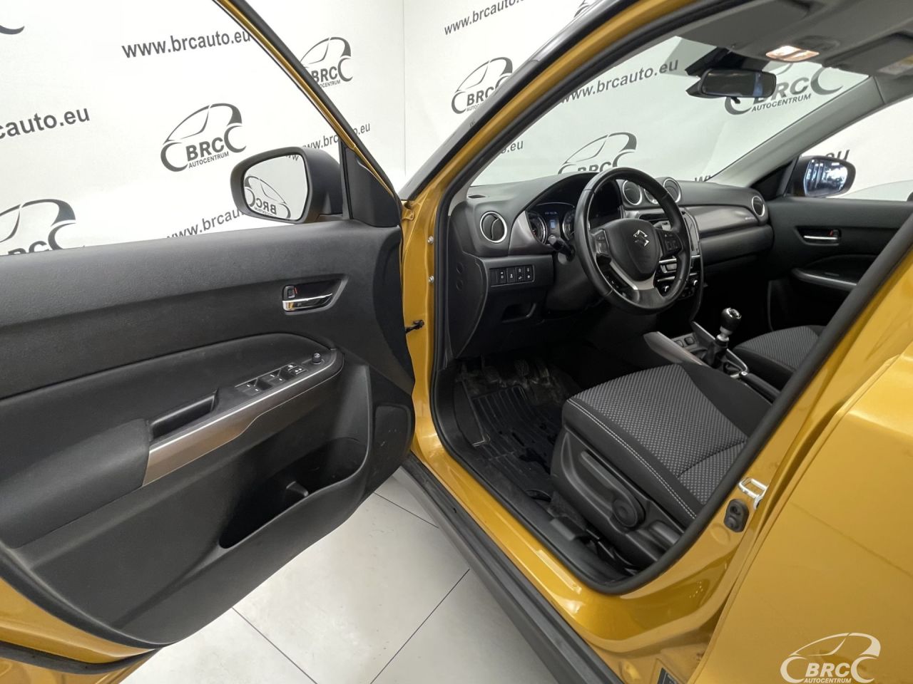 Suzuki Vitara | 34