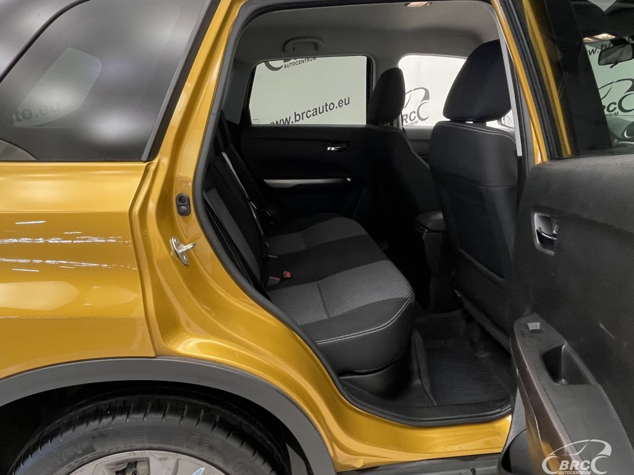 Suzuki Vitara | 16