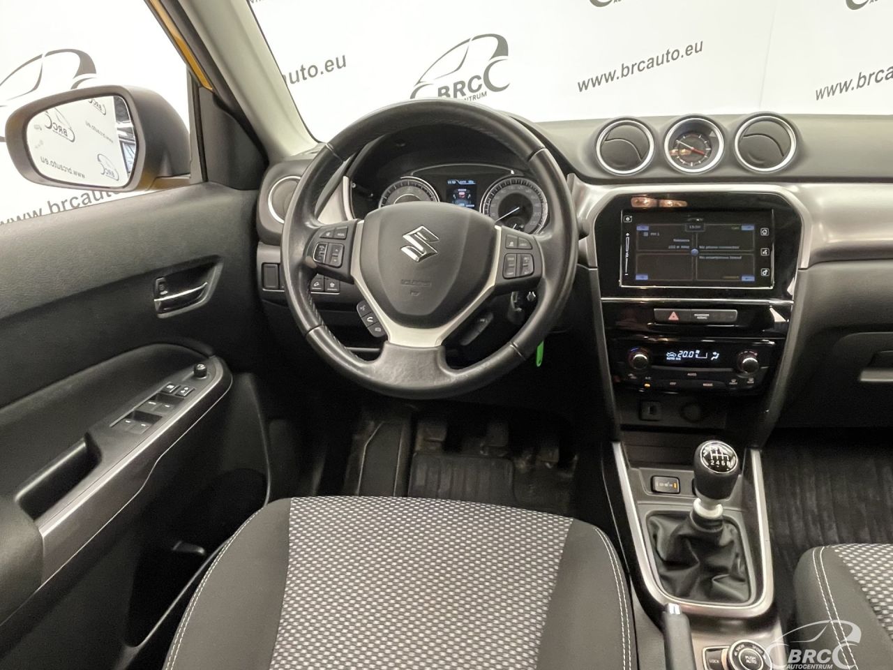 Suzuki Vitara | 23
