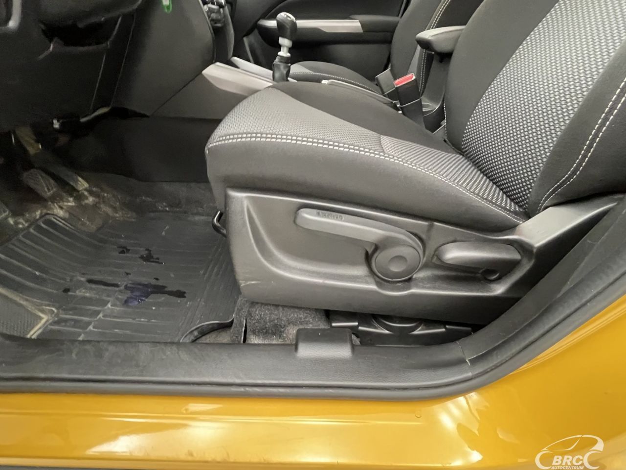 Suzuki Vitara | 40