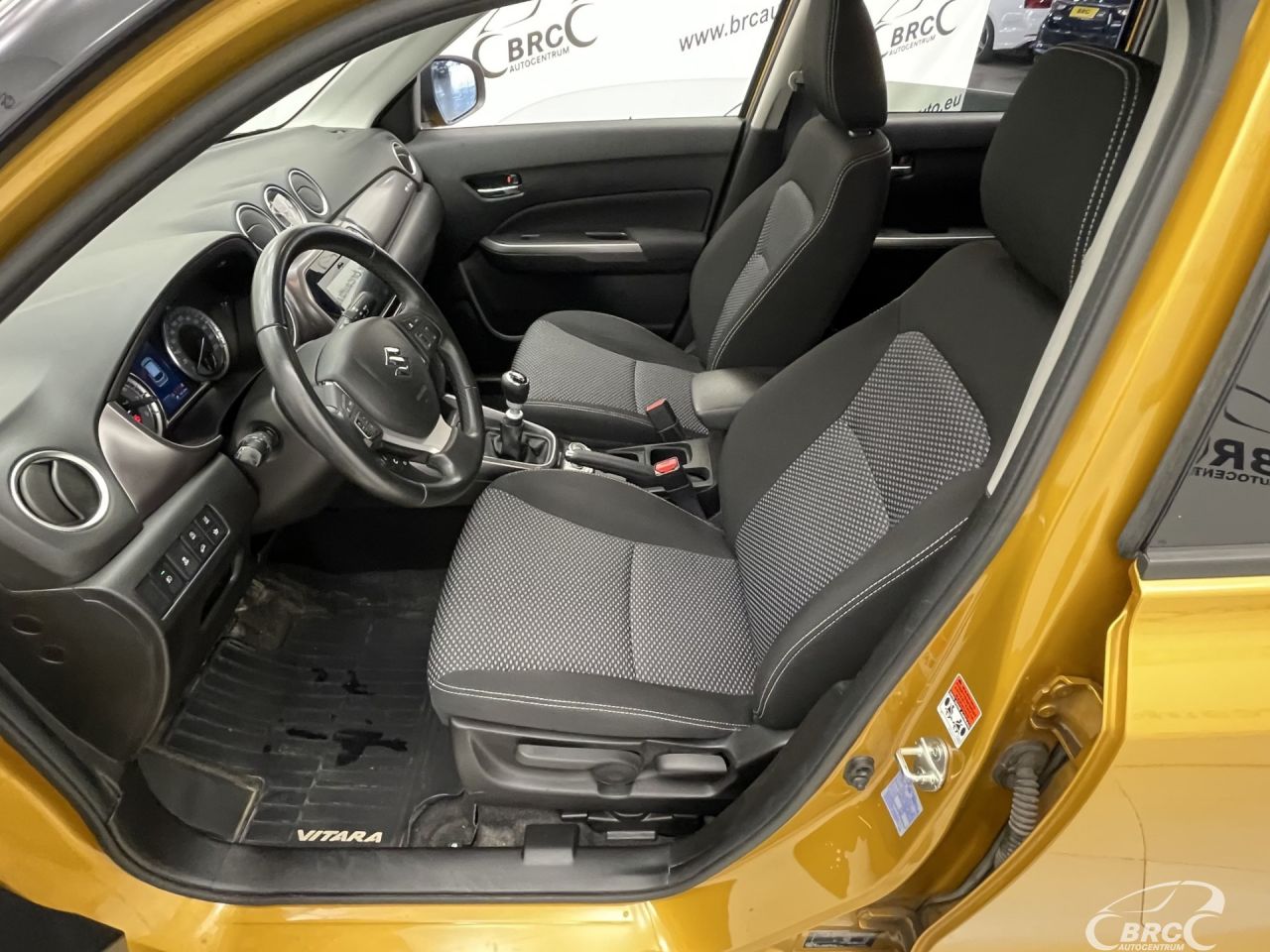 Suzuki Vitara | 38